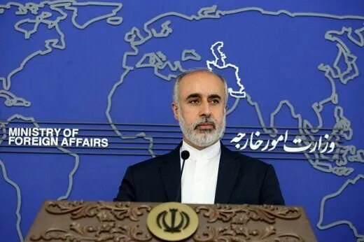 IRGCN Issues Warning to US Warship in Strait of Hormuz