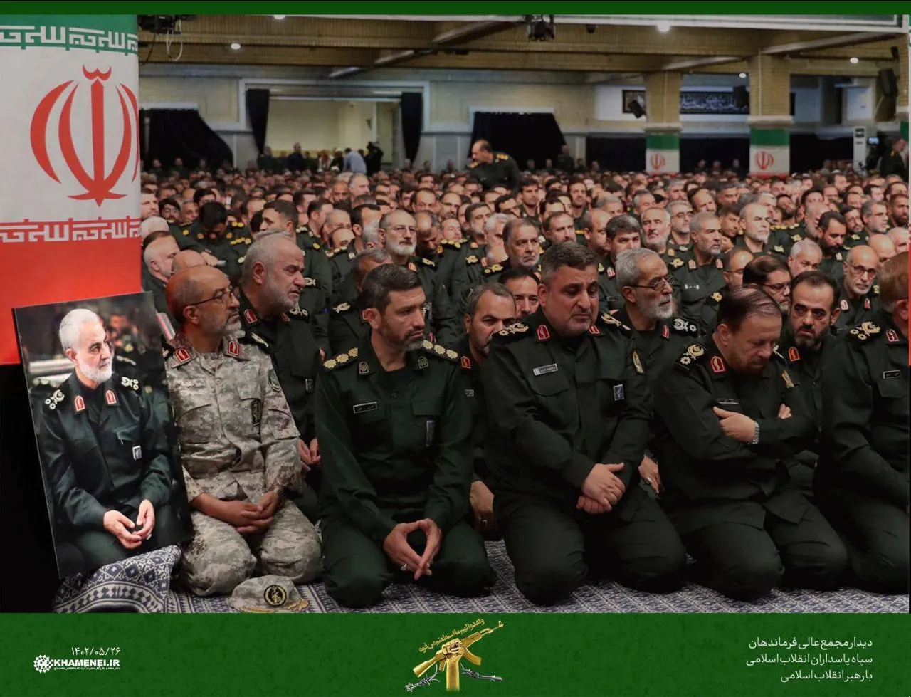 Khamenei Hails IRGC, Vows to Expel America from Region 